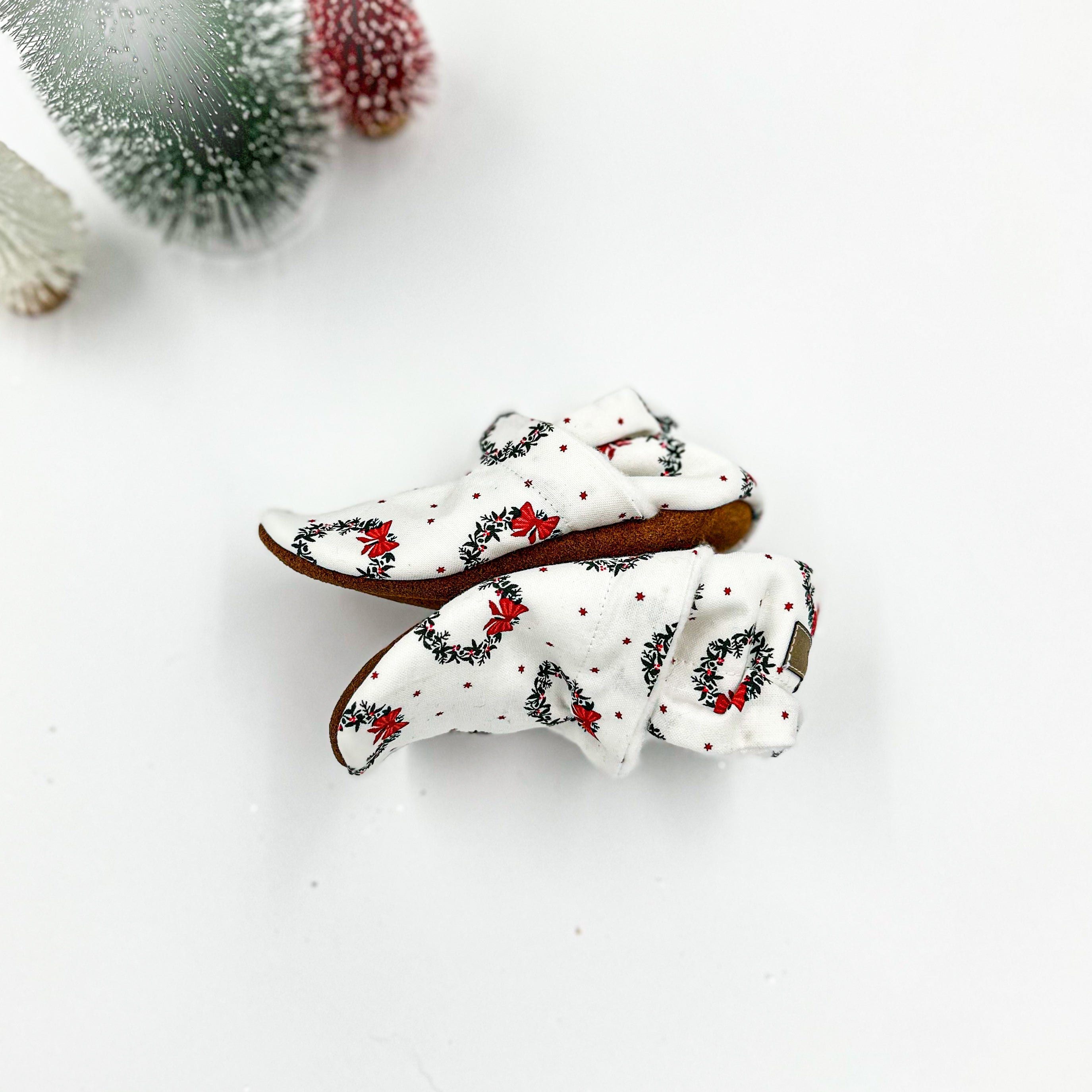 Christmas Wreaths - Moccs