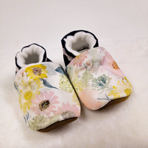 Farmhouse Floral Moccs